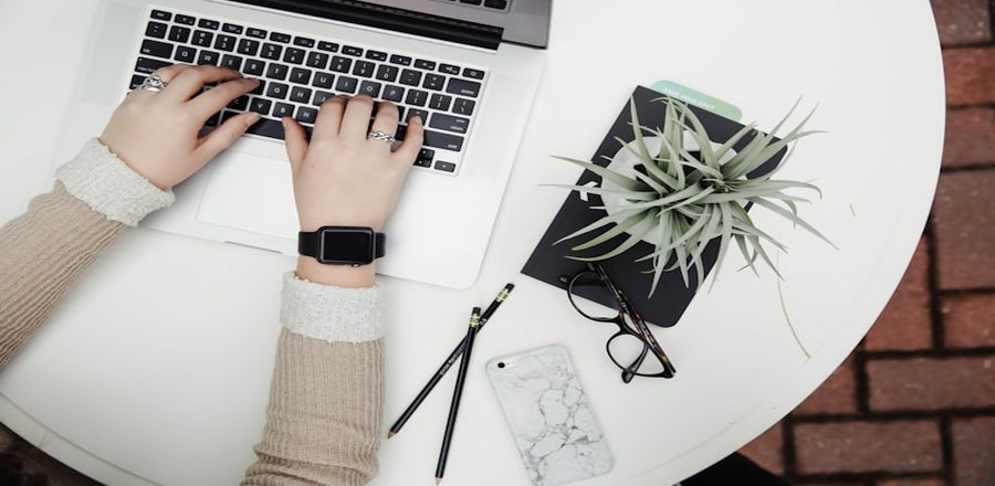 UGC pour les formations en ligne et infoproduits : convertir avec des témoignages authentiques